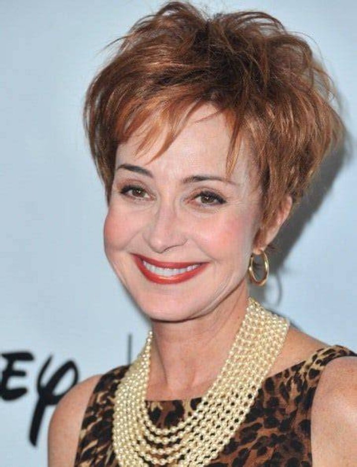Annie Potts Net Worth 20172016, Biography, Wiki UPDATED! Celebrity