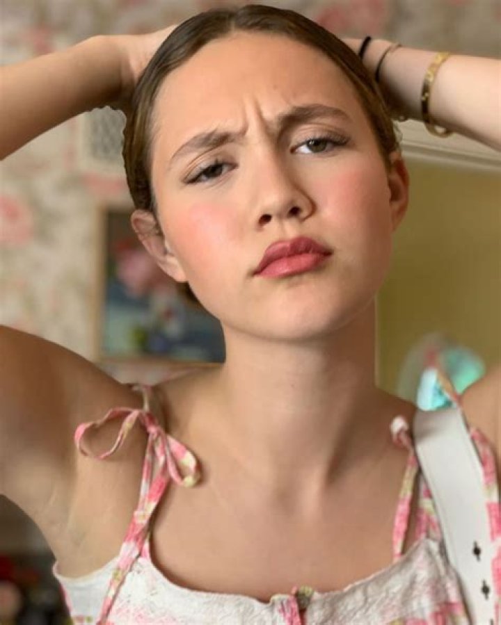 Iris Apatow Social Media 04/08/2018 &bull; CelebMafia