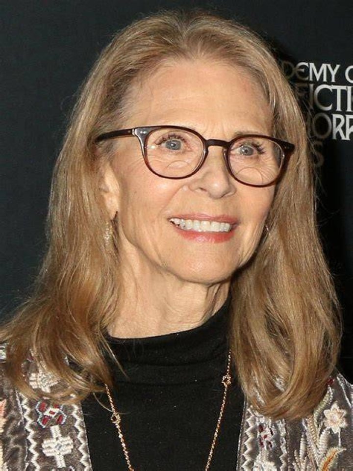 Is Lindsay Wagner Related To Jill Wagner? They're Not Sisters