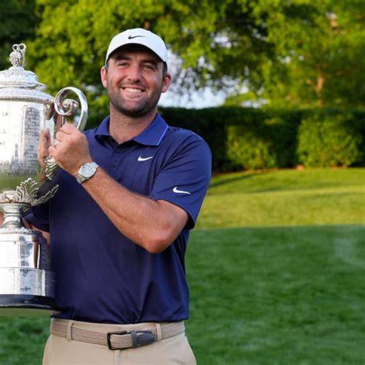 Scottie Scheffler What's In My Bag? Golf Equipment Clubs, Balls