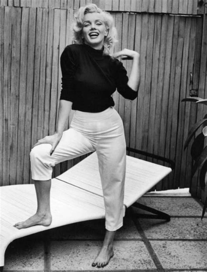 Taille Maryline Monroe