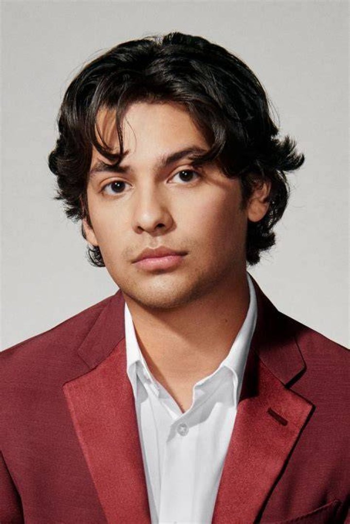 Xolo Mariduena Profile Images &mdash; The Movie Database (TMDB)